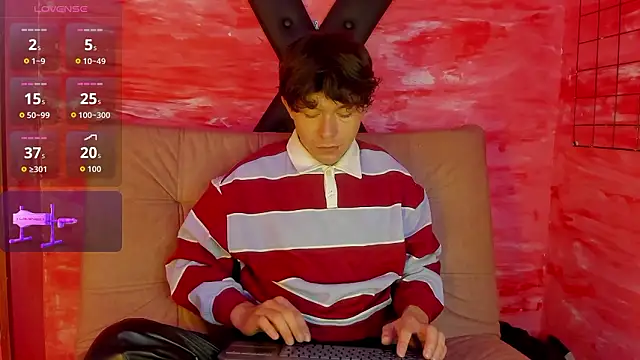 Eliot X online show from February 3, 3:28 pm