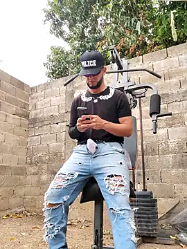 PIGHIGHDIRTY p0 online show from April 22, 5:40 pm