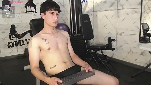 nico herrera  online show from January 16, 8:55 pm