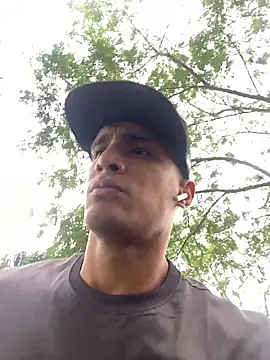 Maicol xxxx online show from March 12, 1:52 pm