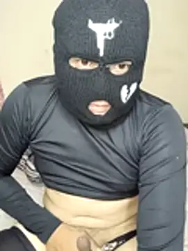 CharlieXXX67 online show from February 20, 1:13 pm