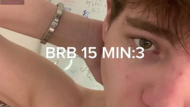 andyyzzz online show from January 11, 12:48 am