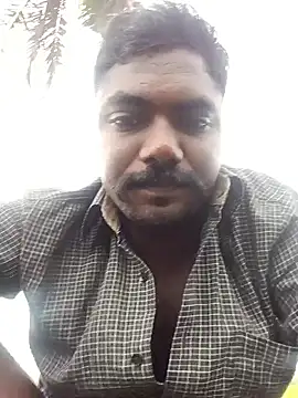 Tamilpaiyan07 online show from May 5, 1:40 am