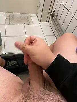 RimmingPussy24 online show from April 14, 11:10 am