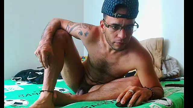 Alphamaster 92 online show from April 25, 1:41 pm