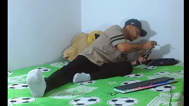 Alphamaster 92 online show from April 23, 10:20 am