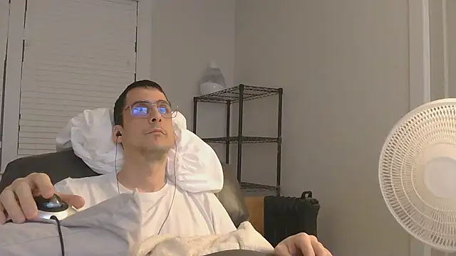 SissyJosh online show from June 1, 2:45 am