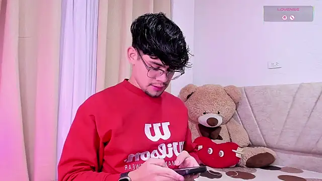 isaac saenzs online show from February 14, 2:56 pm