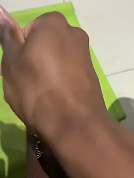 Daddy3rdlegx online show from April 23, 2:08 pm