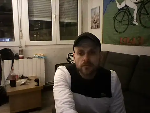 lokurasvarias online show from January 6, 7:40 pm