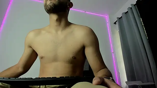 kael lux online show from January 7, 5:40 pm