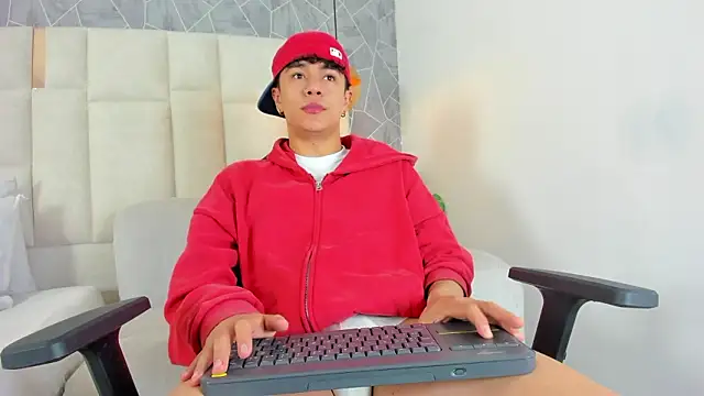 imxxjoel online show from March 13, 1:24 am