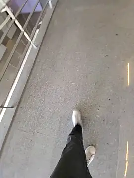 jerryrooh69 online show from April 29, 8:19 am