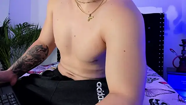 Liam saint online show from April 16, 12:16 pm