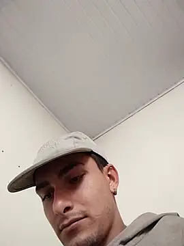Fefe2805 online show from May 12, 5:32 pm