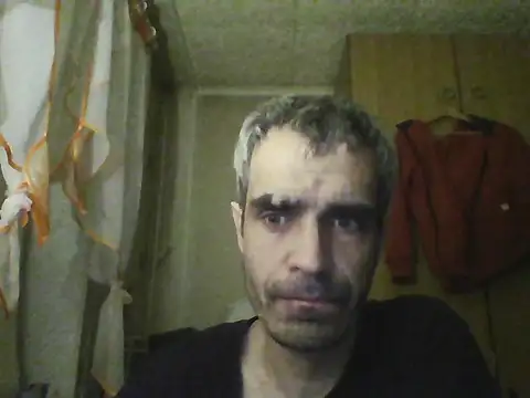 Gattuzoman85 online show from April 29, 9:10 pm