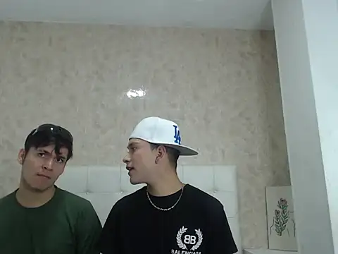 CoupleFire  online show from February 2, 8:06 pm