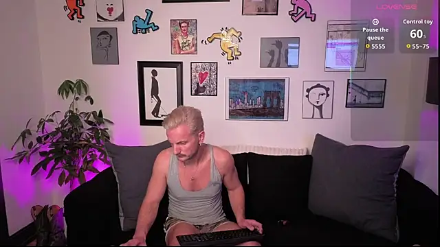 thiccversnyc online show from January 10, 10:25 pm