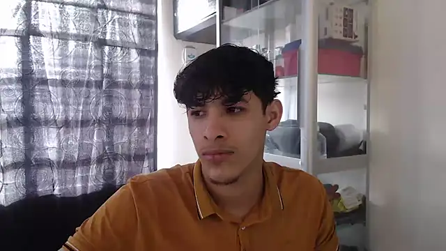 MaxStar26 online show from February 8, 12:43 pm