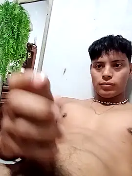 BrandonMendez6 online show from April 21, 6:58 pm