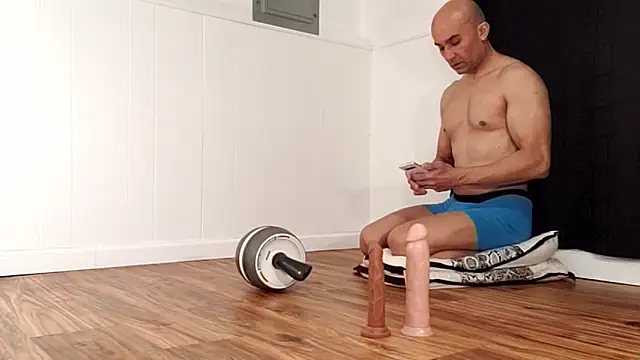 Bilie Desire online show from March 31, 3:25 pm