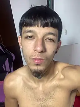 dark rosse online show from February 5, 1:01 am