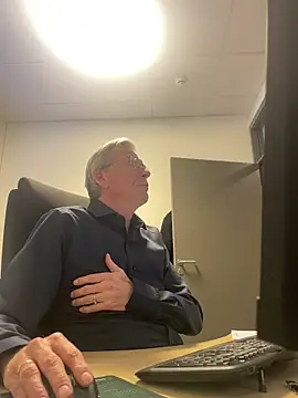 Pierre4tjyxx online show from February 23, 4:19 pm