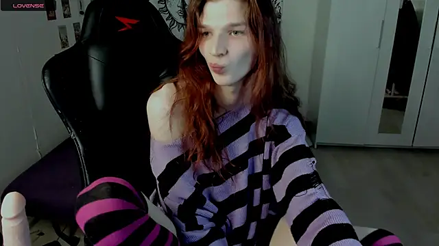 iceseeker2 online show from April 27, 10:48 pm