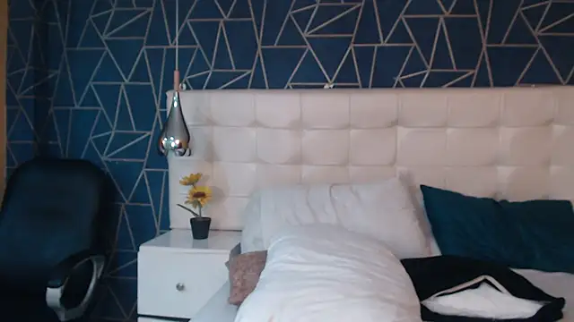 MarkOlsenn online show from January 18, 11:18 pm