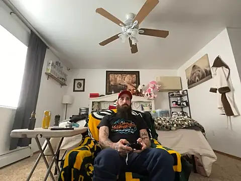 ScottyBighorn online show from April 1, 7:11 pm