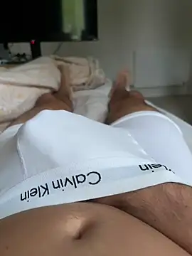 hrnylad 55 online show from May 6, 7:25 pm