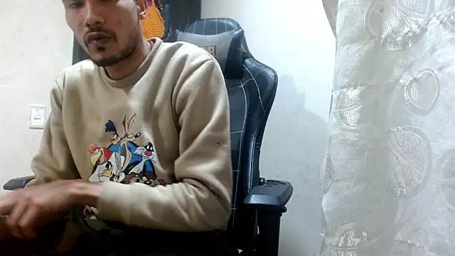 Calientes96 online show from February 4, 3:34 am