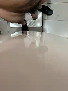 Johnlim880 online show from January 14, 7:35 am