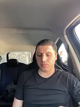 allee2206 online show from April 8, 1:31 pm