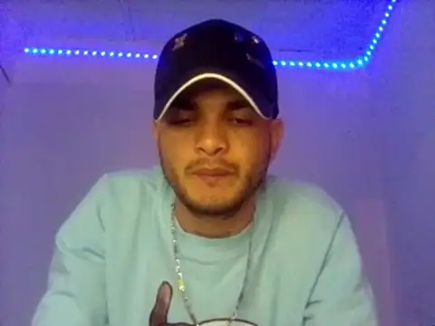 Fernandocj  online show from January 18, 5:37 pm