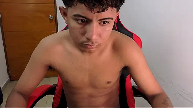 Alluringangel23 online show from March 5, 2:41 am