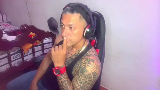 Hades Rom online show from January 6, 2:37 am