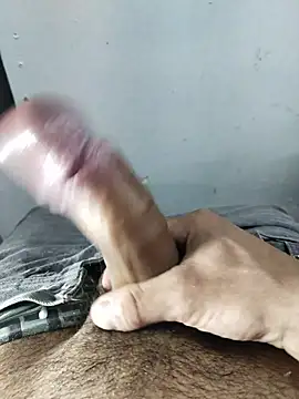 AlejandreBy online show from May 8, 1:28 am