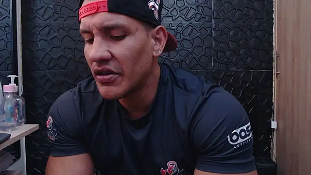 viktor herrera online show from January 11, 6:44 pm