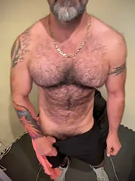 wolfbucker online show from March 9, 4:12 pm