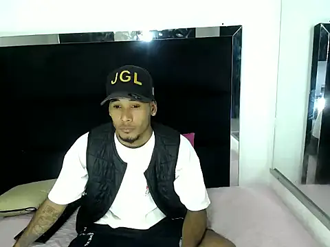 Athleticluck1 online show from January 6, 9:08 pm