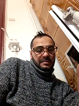 julian-112 online show from February 2, 10:18 pm