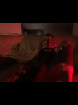 dongoralesko77 online show from April 26, 11:23 pm