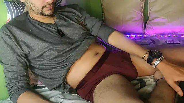 Taylor Blaze94 online show from March 15, 1:24 am