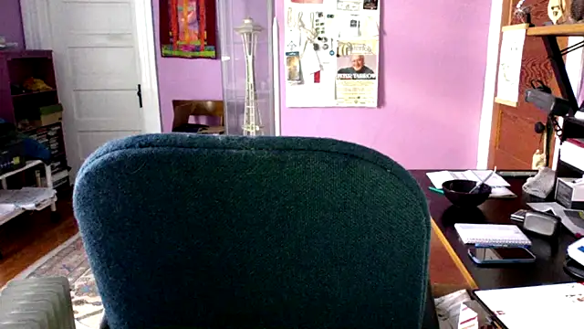 LickYourYoni online show from April 26, 3:42 pm