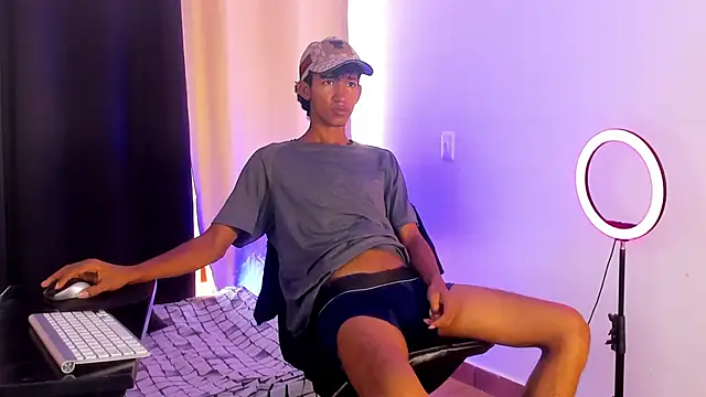 neitan miller  online show from April 27, 2:35 pm