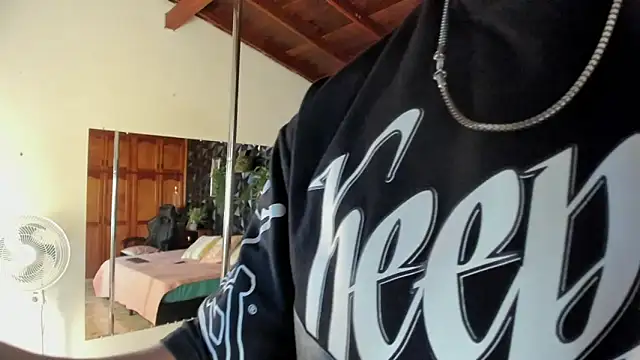 elliot colton online show from April 24, 8:11 pm