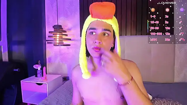 Fran Smiths online show from March 16, 8:35 pm