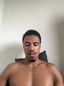 LorenzoBlack27 online show from June 20, 2:00 pm