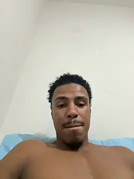LorenzoBlack27 online show from June 18, 2:46 am